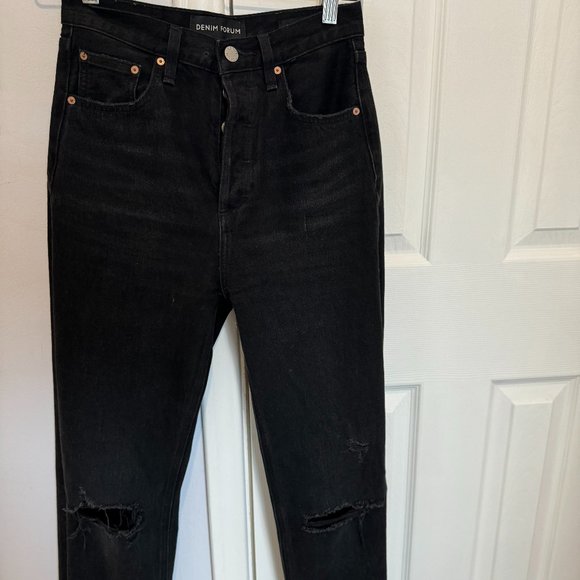 Denim Forum The '90s Joni Hi-Rise Loose Jean - Picture 1 of 4